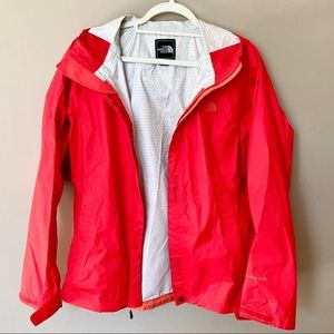 The North Face HydroVent 2.5L Raincoat - Large